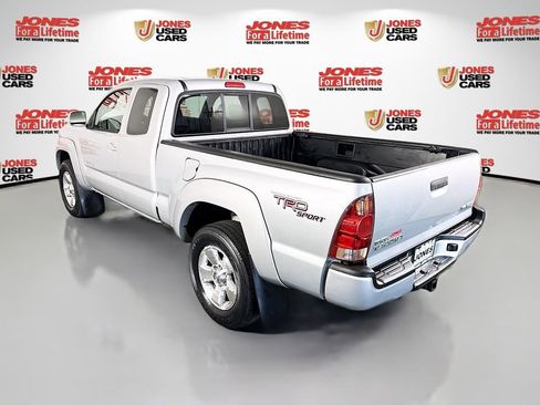 Used 2008 Toyota Tacoma 4x4 Access Cab V6 image 2