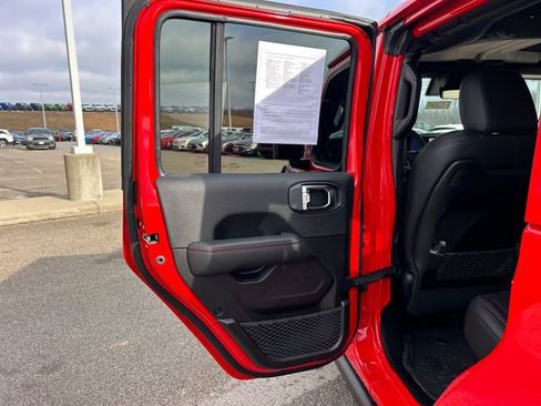 Used 2025 Jeep Gladiator Rubicon image 43