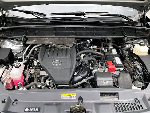 Used 2023 Toyota Highlander XLE AWD/4WD image 30