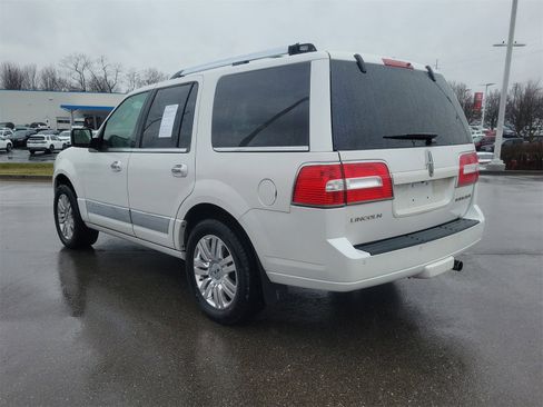 Used 2013 Lincoln Navigator 4WD w/ HD Trailer Tow Pkg image 3