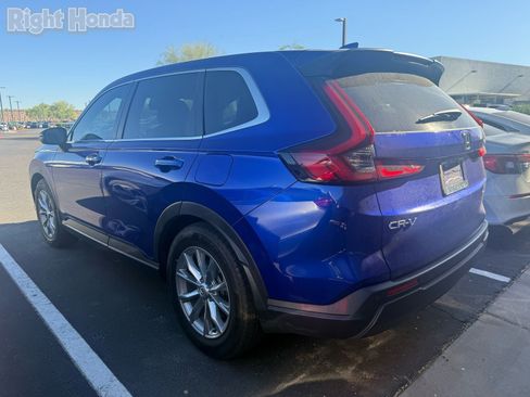 Used 2023 Honda CR-V EX-L image 3