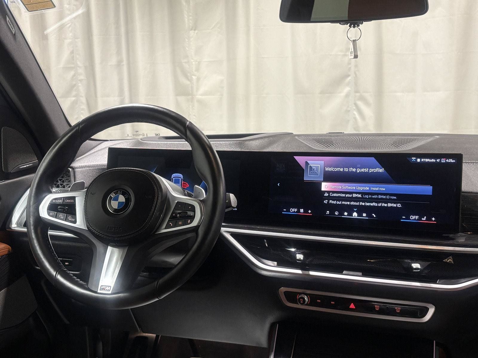 Used 2024 BMW X5 xDrive40i w/ M Sport Package AWD/4WD image 8