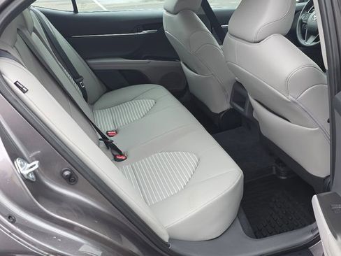 Used 2024 Toyota Camry SE w/ Blackout Package (TMS) image 14