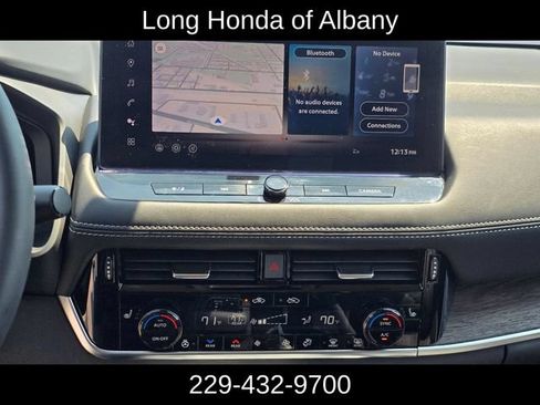 Used 2026 Nissan Rogue Platinum w/ Platinum Premium Package AWD/4WD image 17