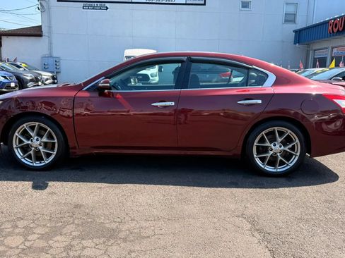 Used 2010 Nissan Maxima 3.5 SV w/ Sport Pkg FWD image 10
