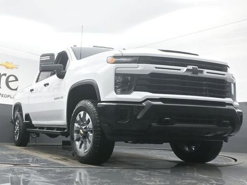 New 2026 Chevrolet Silverado 2500 Custom w/ Custom Convenience Package AWD/4WD image 3
