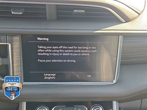 Certified 2021 GMC Yukon Denali w/ Denali Ultimate Package RWD image 30