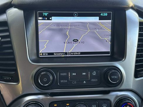 Used 2019 Chevrolet Suburban LT AWD/4WD image 36