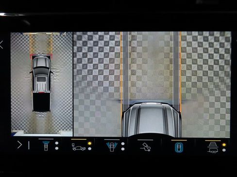 Used 2023 GMC Sierra 1500 AT4 w/ Technology Package image 18