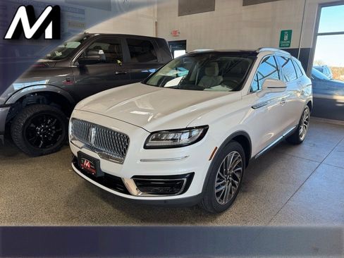 Used 2020 Lincoln Nautilus Reserve w/ Equipment Group 201A image 1