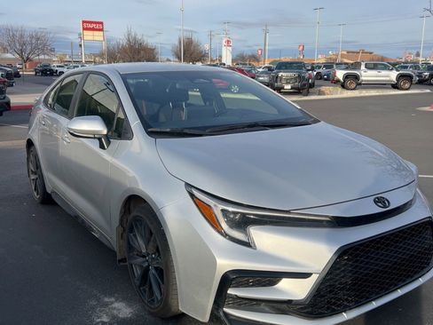 Used 2026 Toyota Corolla SE w/ SE Package image 1