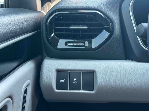 New 2025 Honda Pilot Touring image 25