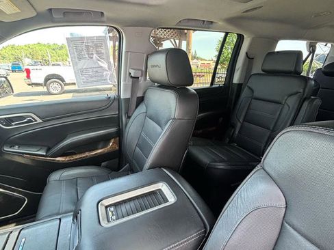 Used 2015 GMC Yukon XL Denali w/ Premium Package AWD/4WD image 25