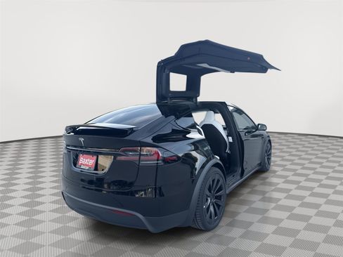 Used 2022 Tesla Model X AWD/4WD image 13