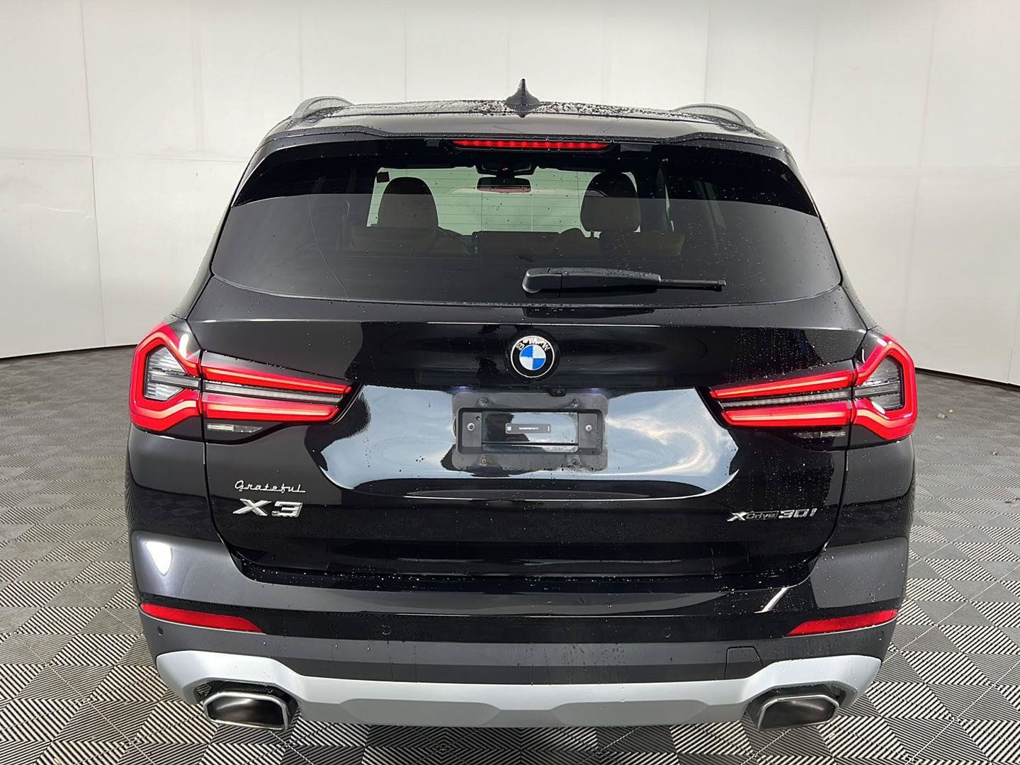 Used 2024 BMW X3 xDrive30i w/ Premium Package AWD/4WD image 6