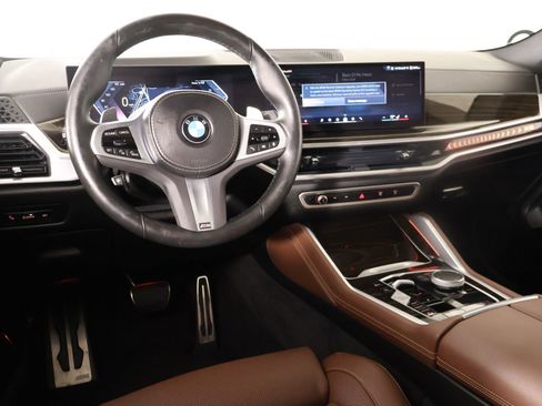 Used 2024 BMW X6 xDrive40i AWD/4WD image 2