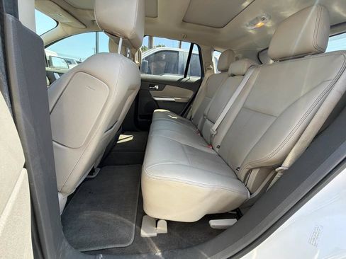 Used 2014 Ford Edge Limited w/ Equipment Group 301A FWD image 6