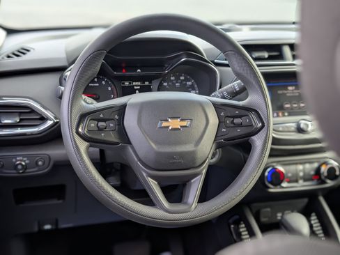 Used 2023 Chevrolet TrailBlazer LT image 15