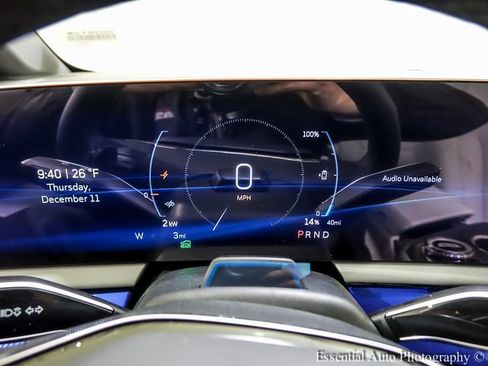 New 2026 Cadillac Optiq Luxury 2 image 12
