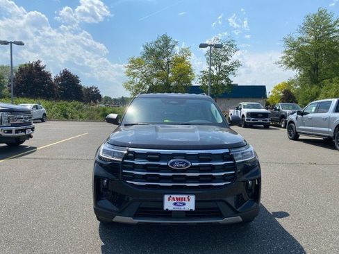 New 2026 Ford Explorer Active w/ Active Comfort Package AWD/4WD image 3