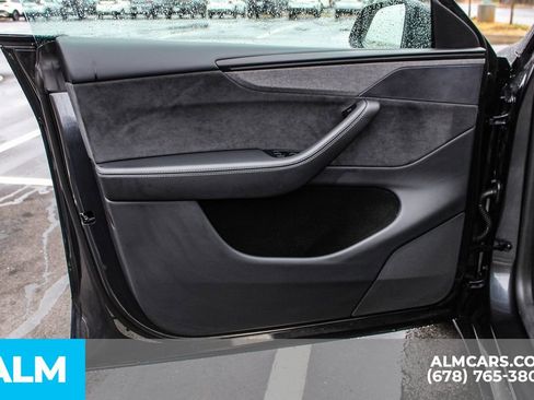 Used 2026 Tesla Model Y Long Range image 31