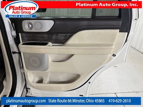 Used 2020 Lincoln Navigator Black Label w/ Cargo Convenience Package AWD/4WD image 42