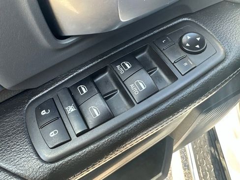 Used 2022 RAM 2500 Big Horn AWD/4WD image 15