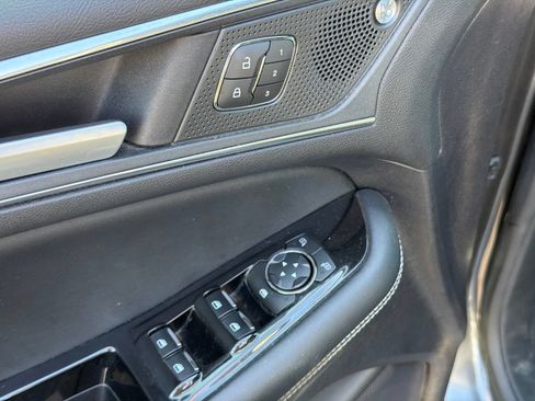 Used 2020 Ford Edge ST w/ Cold Weather Package AWD/4WD image 12