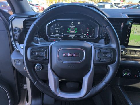 Used 2022 GMC Sierra 1500 Elevation image 24