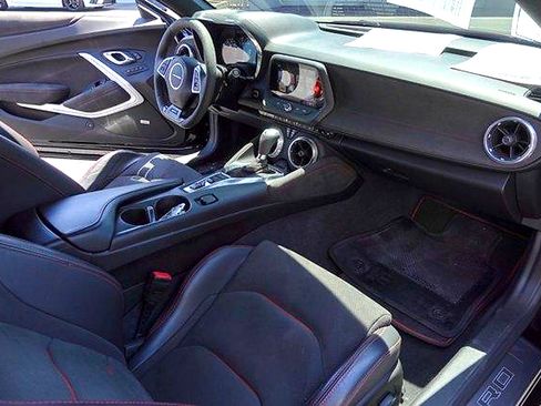 Used 2017 Chevrolet Camaro ZL1 RWD image 41