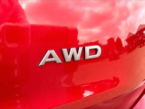 Used 2025 Nissan Rogue SV AWD/4WD image 10