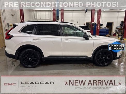 Used 2023 Honda CR-V Sport Touring image 6