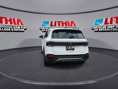Used 2025 Volkswagen Taos S FWD image 7