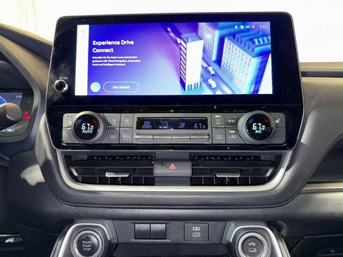 Certified 2024 Toyota Grand Highlander XLE image 27