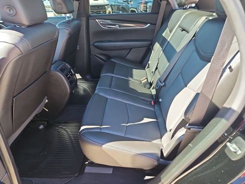 Used 2022 Cadillac XT5 Sportv w/ Technology Package image 25