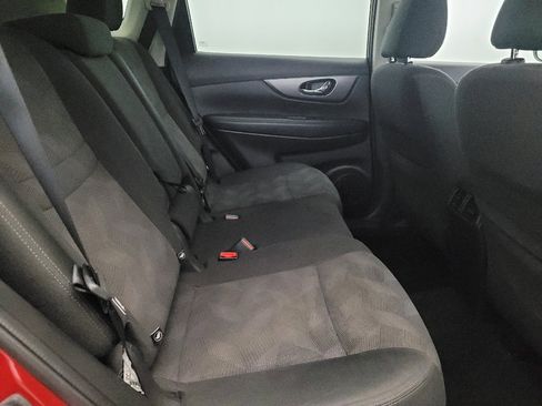 Used 2016 Nissan Rogue SV image 19