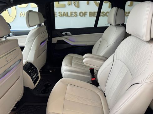 Used 2024 BMW X7 xDrive40i w/ Executive Package image 20