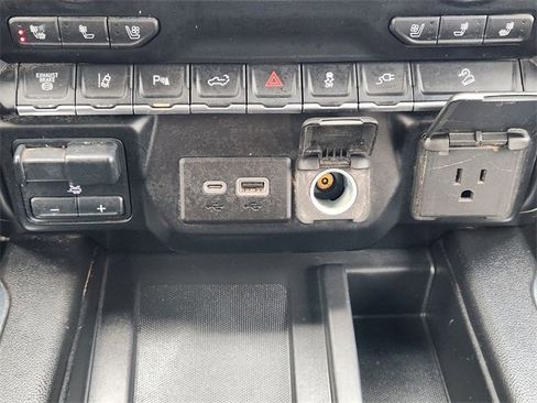 Used 2020 GMC Sierra 2500 Denali w/ Denali Ultimate Package image 21