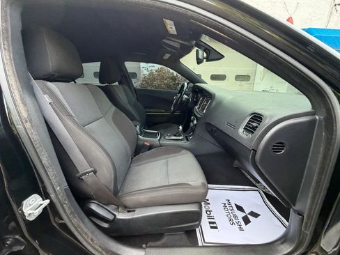 Used 2020 Dodge Charger SXT AWD/4WD image 33