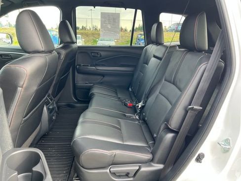 Used 2022 Honda Passport TrailSport image 16