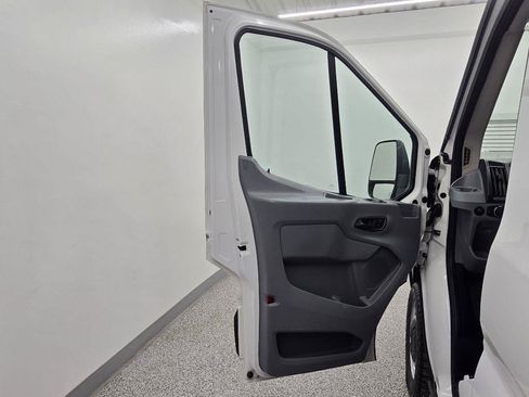 Used 2018 Ford Transit 150 148 Medium Roof RWD image 23