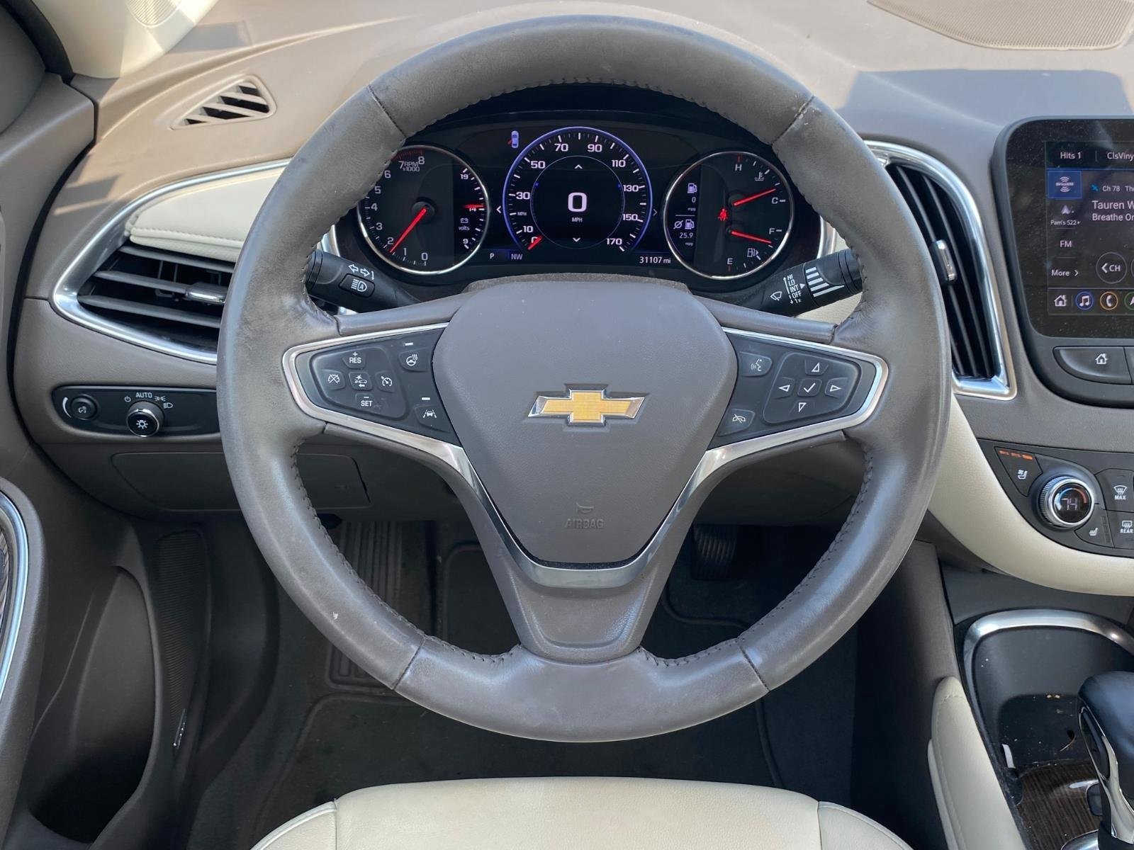 Used 2022 Chevrolet Malibu Premier FWD image 9