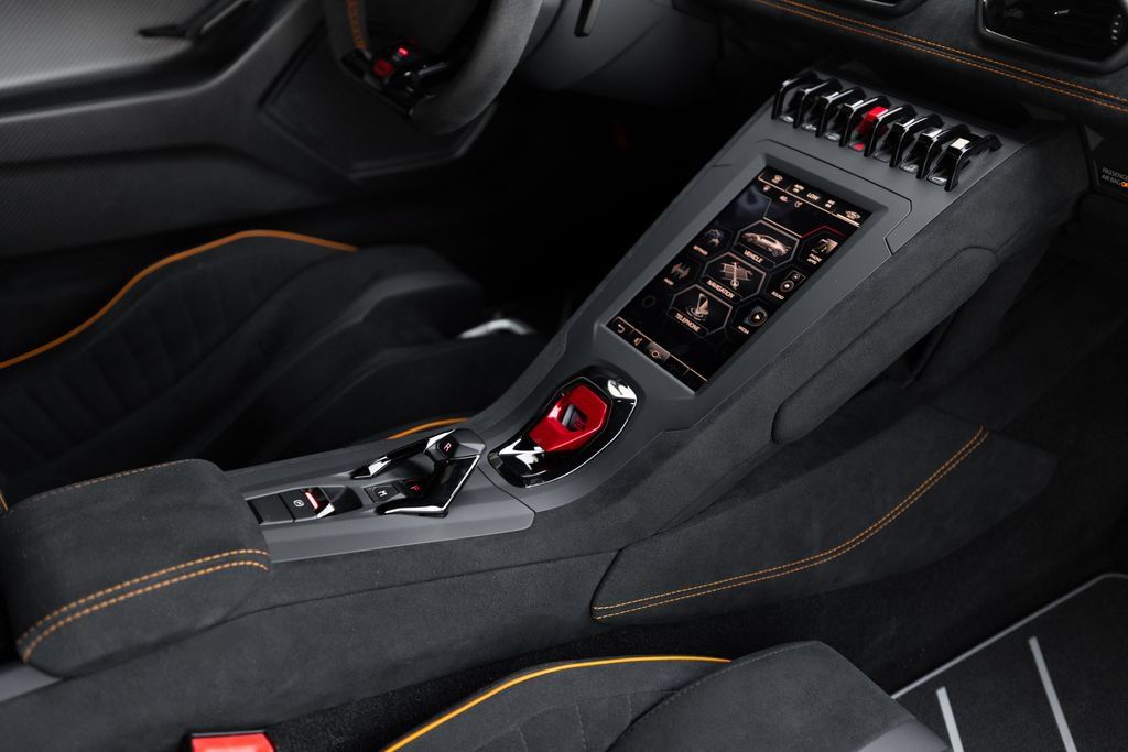 Used 2023 Lamborghini Huracan STO RWD image 28