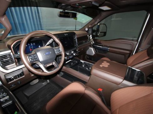 Used 2025 Ford F250 King Ranch w/ Chrome Package image 2