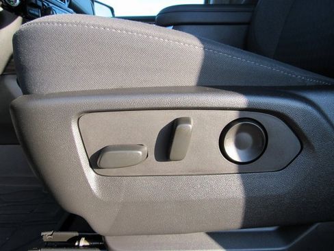 Used 2022 Chevrolet Silverado 1500 RST w/ Convenience Package II image 13