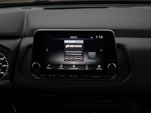 Used 2025 Nissan Rogue SV AWD/4WD image 15