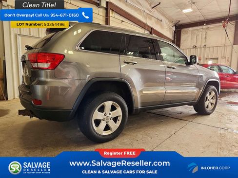 Used 2013 Jeep Grand Cherokee Laredo AWD/4WD image 4