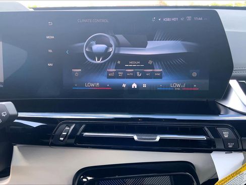 Used 2026 BMW X1 xDrive28i w/ Technology Package image 47