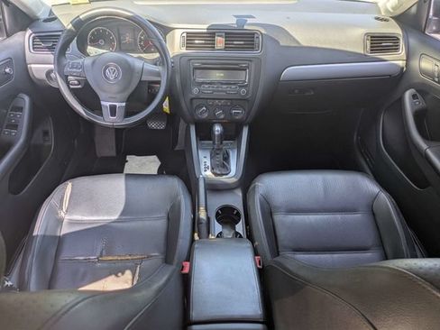 Used 2014 Volkswagen Jetta SE FWD image 14