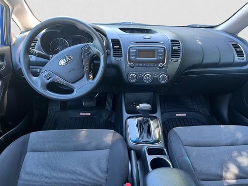 Used 2017 Kia Forte LX FWD image 10